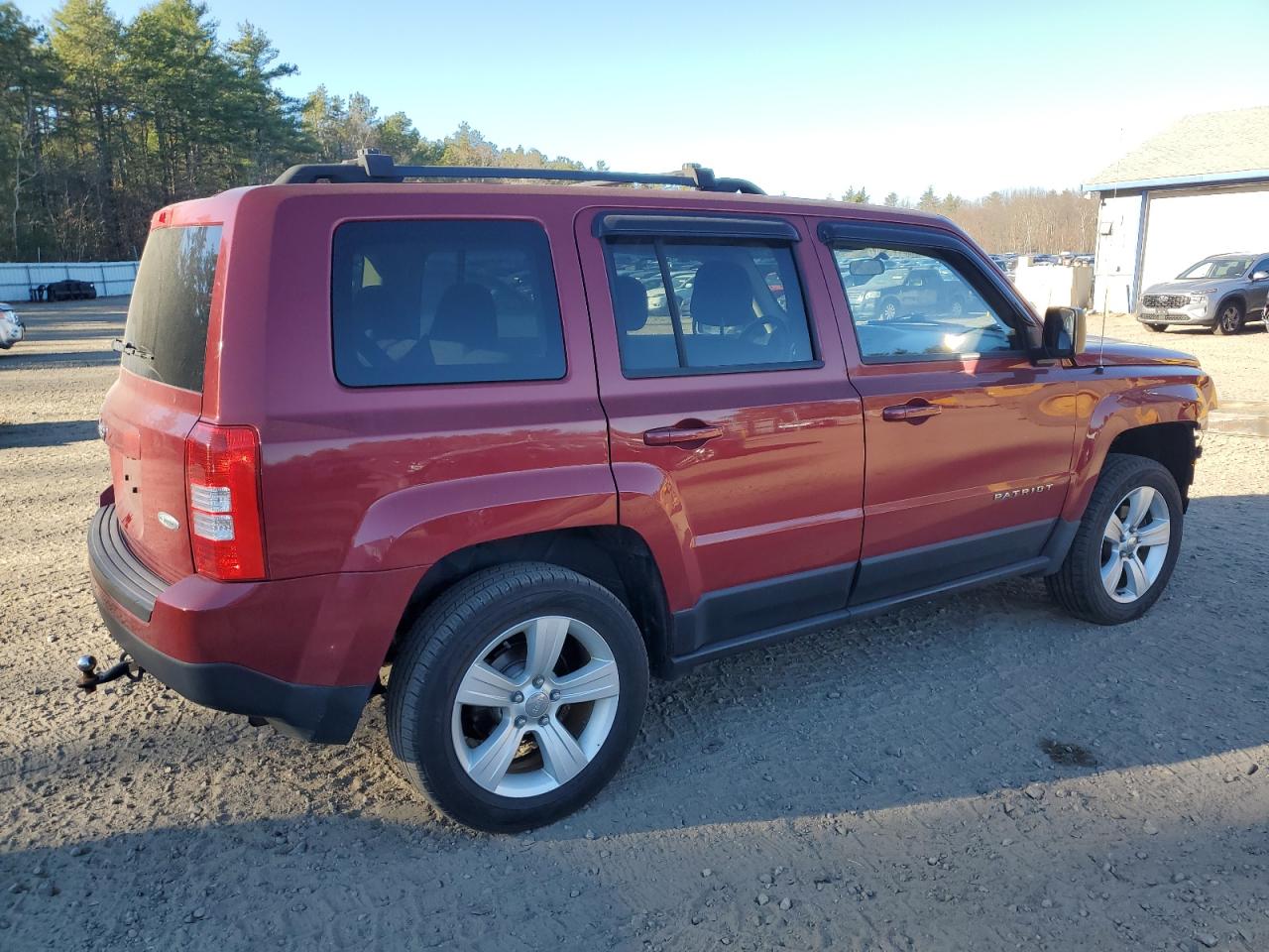 2013 Jeep Liberty (Patriot) VIN 1C4NJRFB8DD177314 Copart auction photo, front end / minor dent/scratches damage thumbnail 3