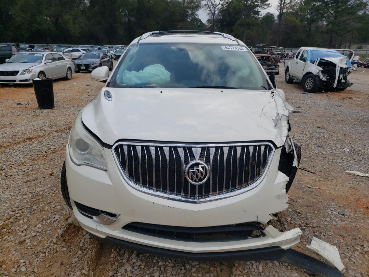 2015 Buick Enclave VIN 5GAKVBKD1FJ199683 Copart auction photo, side / front end damage thumbnail 5
