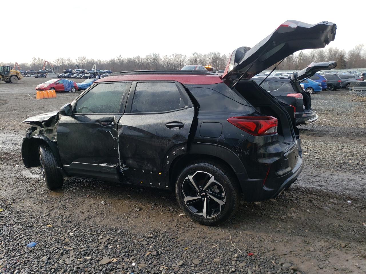 2023 Chevrolet TrailBlazer VIN KL79MUSL2PB107962 Copart auction photo, side / front end damage thumbnail 2