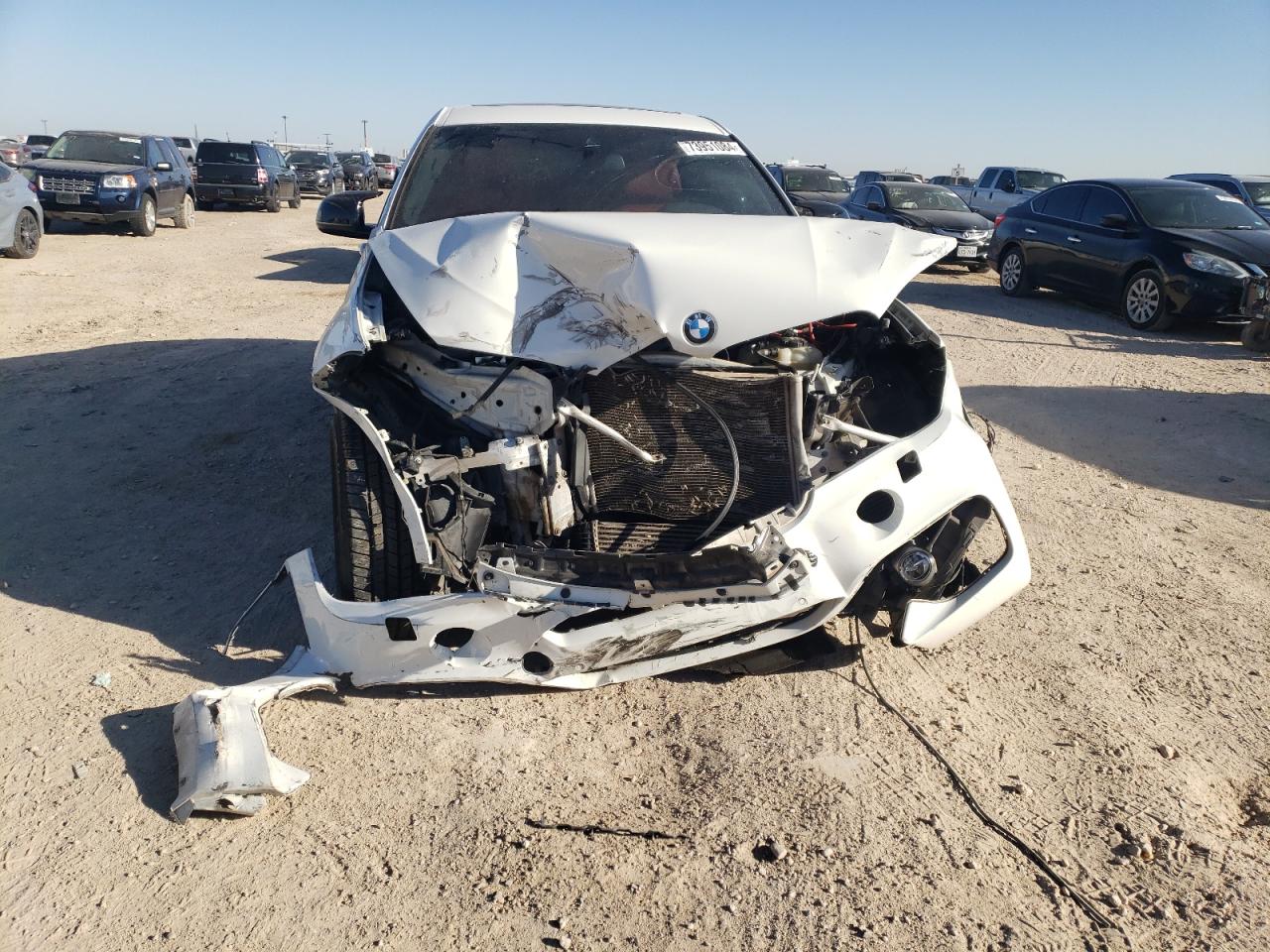 2017 BMW X6 VIN 5UXKU2C53H0N85389 Copart auction photo, front end / minor dent/scratches damage thumbnail 5