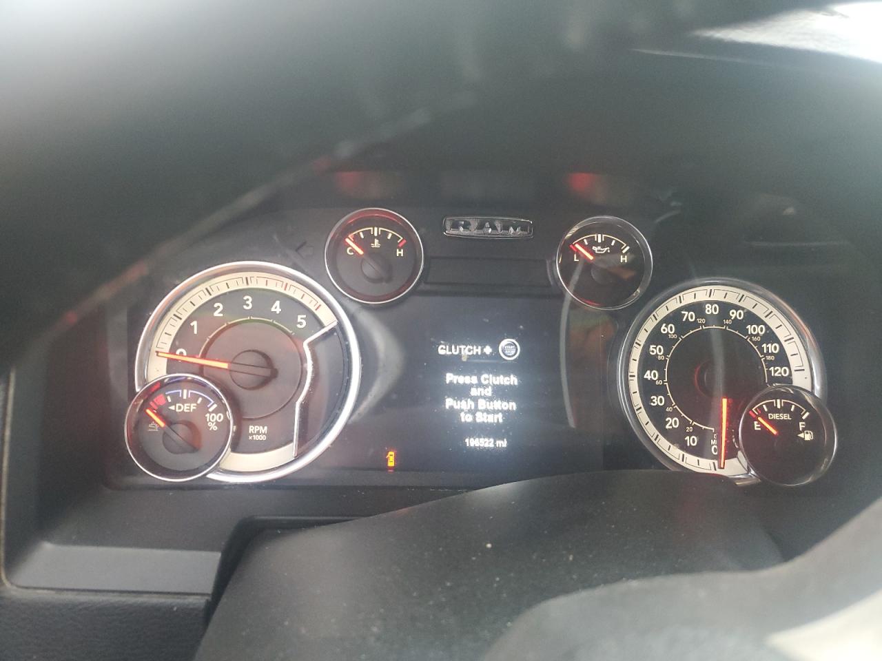 2018 RAM 2500 VIN 3C6UR5FL4JG405241 Copart auction photo, front end damage thumbnail 9