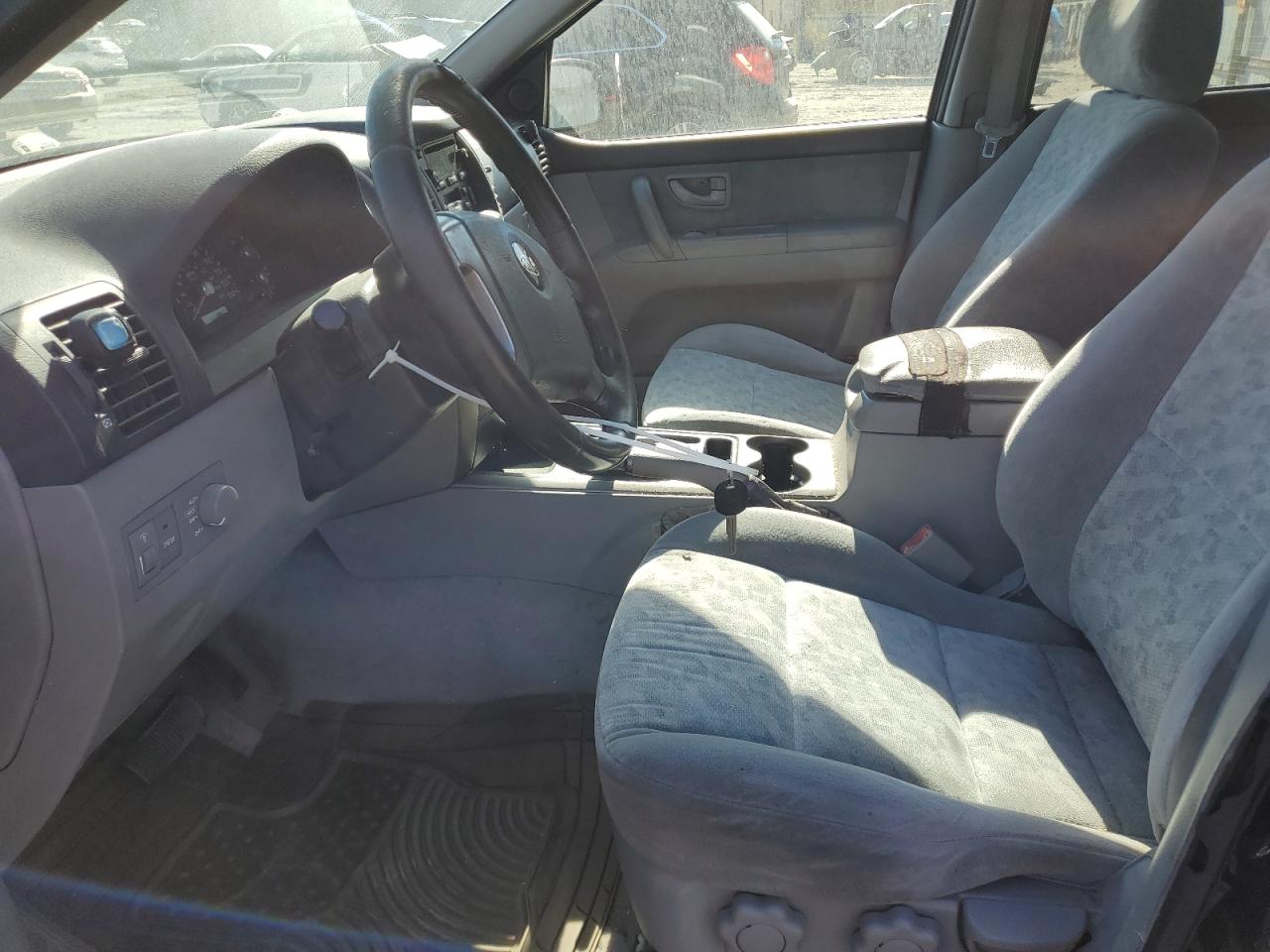 2005 KIA Sorento VIN KNDJC733055389498 Copart auction photo, minor dent/scratches damage thumbnail 7