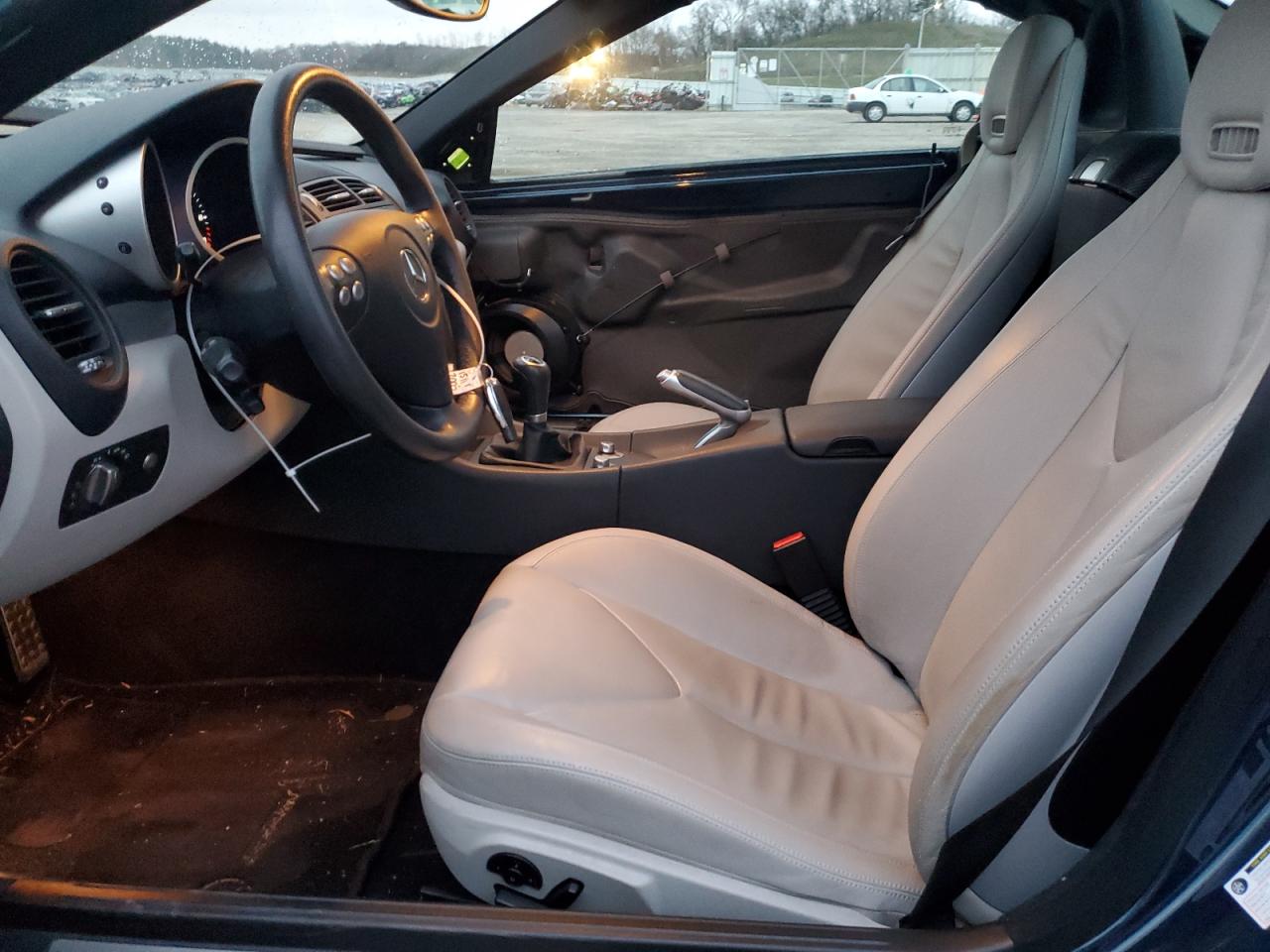 2007 Mercedes-Benz SLK-klasse VIN WDBWK56F17F166675 Copart auction photo, front end damage thumbnail 7