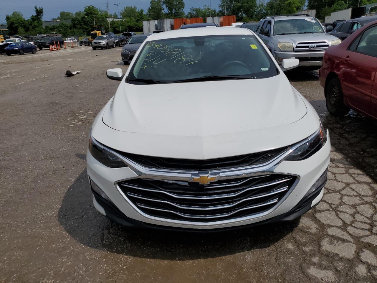 2021 Chevrolet Malibu VIN 1G1ZD5ST5MF071335 Copart auction photo, mechanical / side damage thumbnail 5