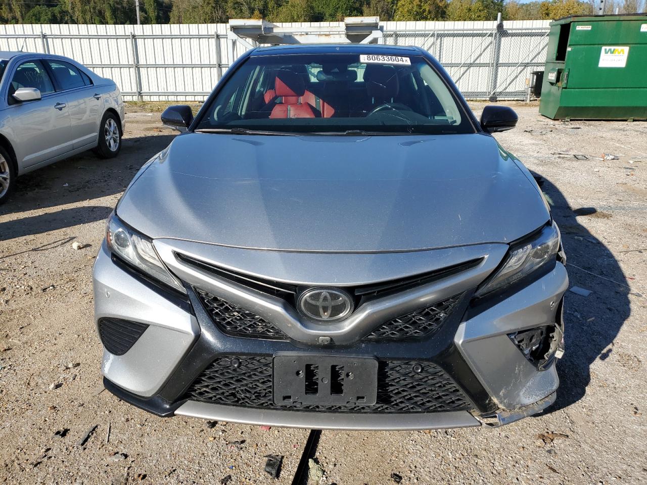 2018 Toyota Camry VIN 4T1BZ1HK8JU013059 Copart auction photo, side damage thumbnail 5