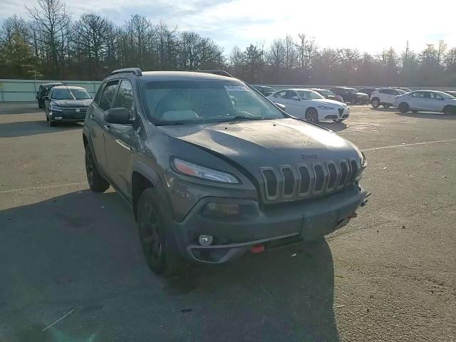 2015 Jeep Cherokee VIN 1C4PJMBB0FW719904 Copart auction photo, front end / minor dent/scratches damage thumbnail 12