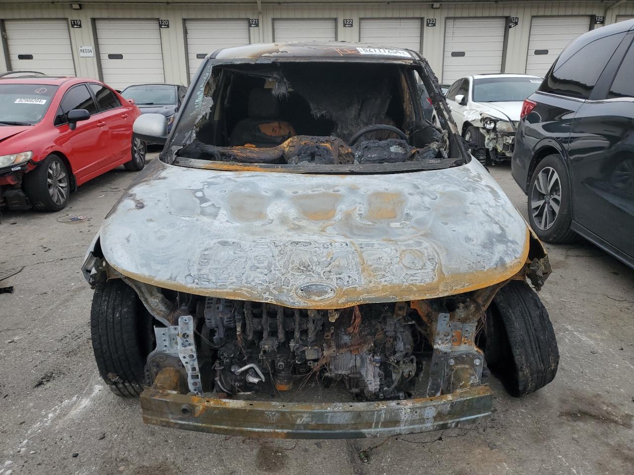 2020 KIA Soul VIN KNDJ23AU2L7072850 Copart auction photo, burn - interior / burn - engine damage thumbnail 5
