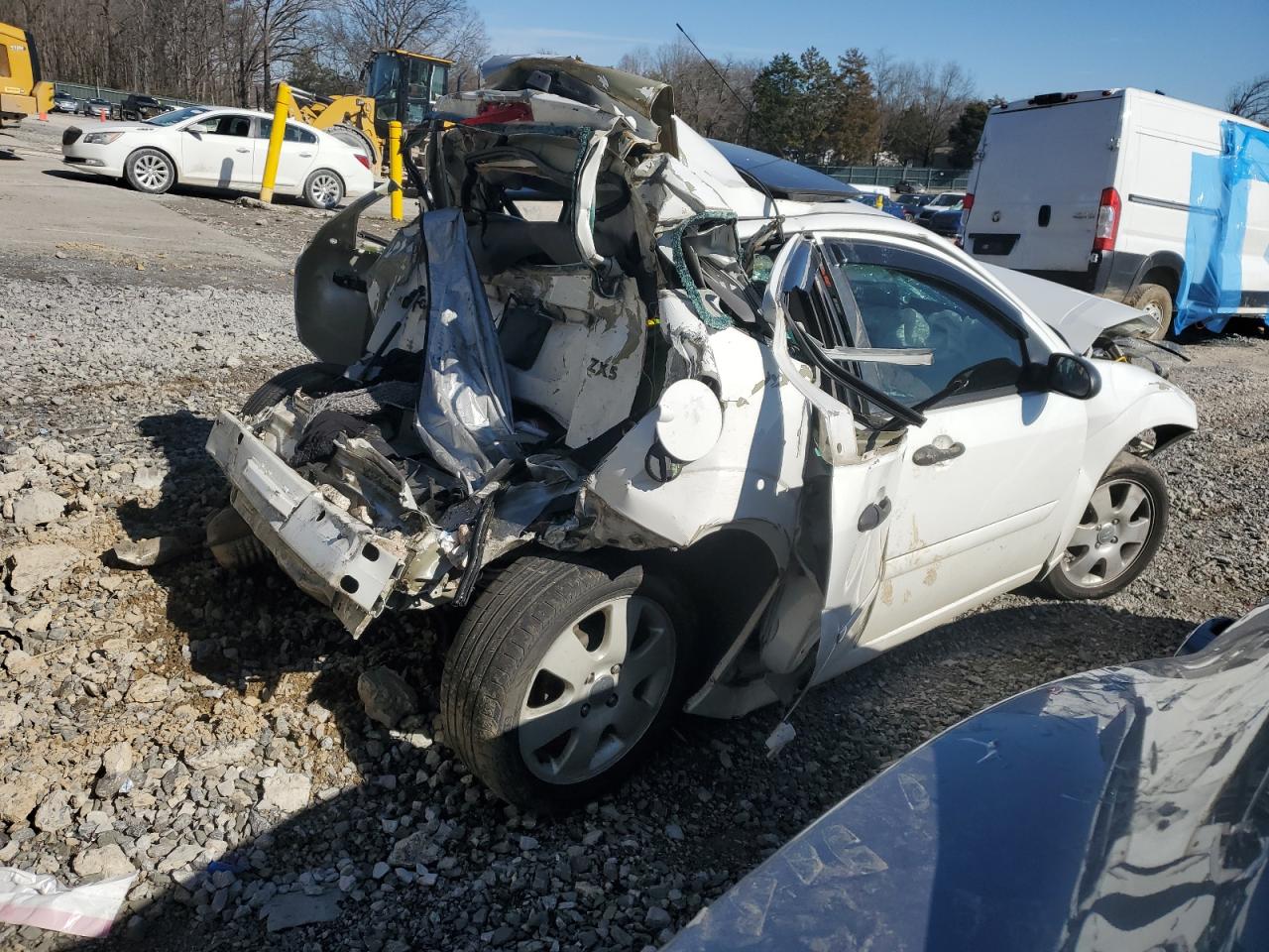 2002 Ford Focus VIN 3FAFP37312R239668 Copart auction photo, all over damage thumbnail 3