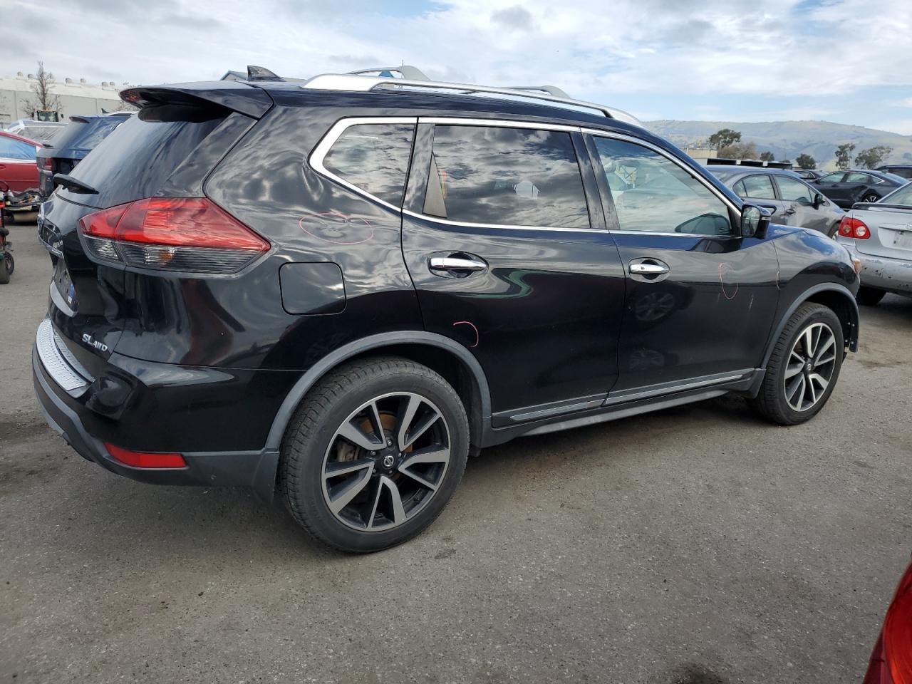 2018 Nissan Rogue VIN JN8AT2MV6JW343444 Copart auction photo, front end / side damage thumbnail 3