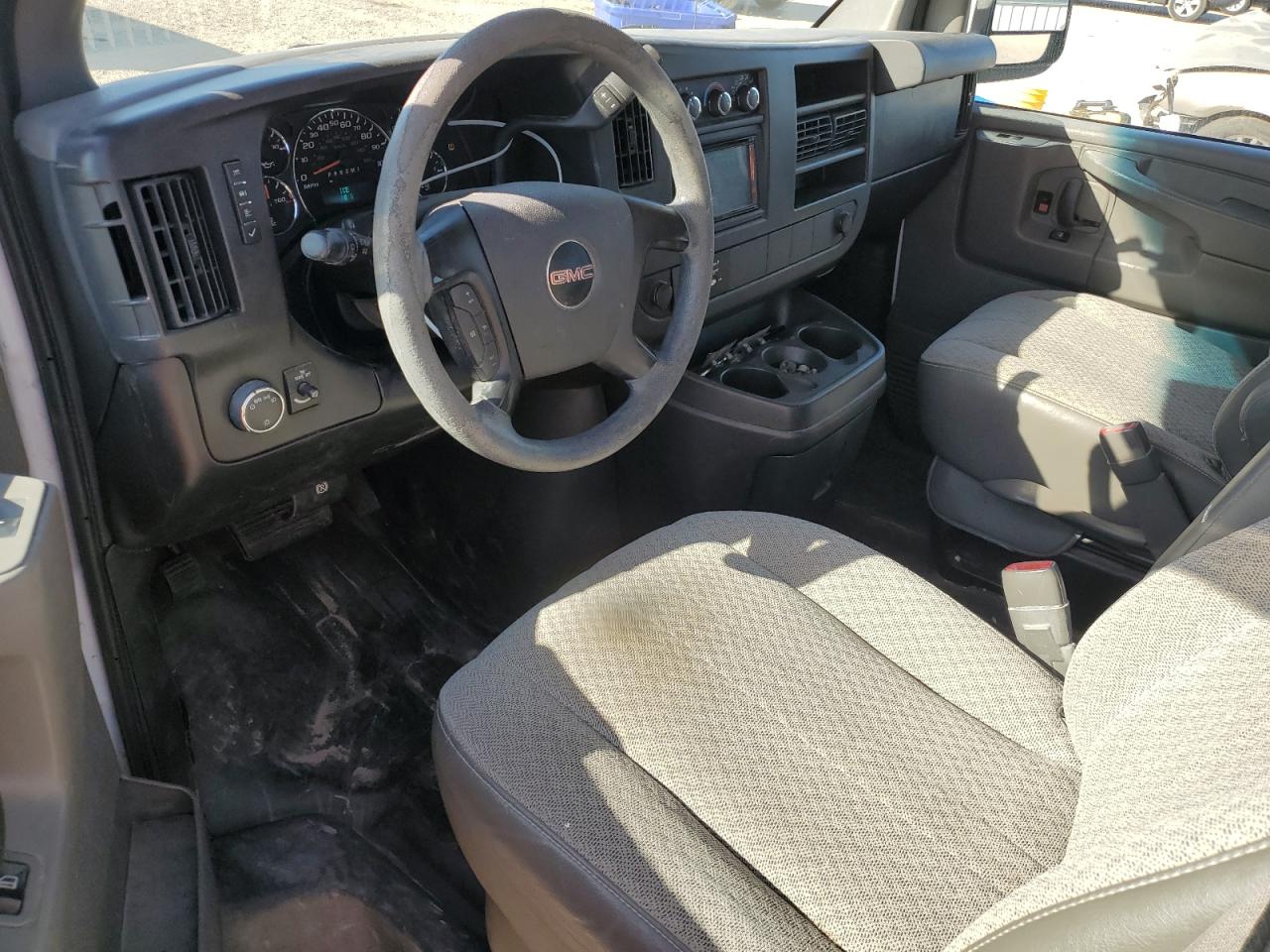 2014 GMC Savana VIN 1GTW7FCA3E1904911 Copart auction photo, rear end damage thumbnail 8