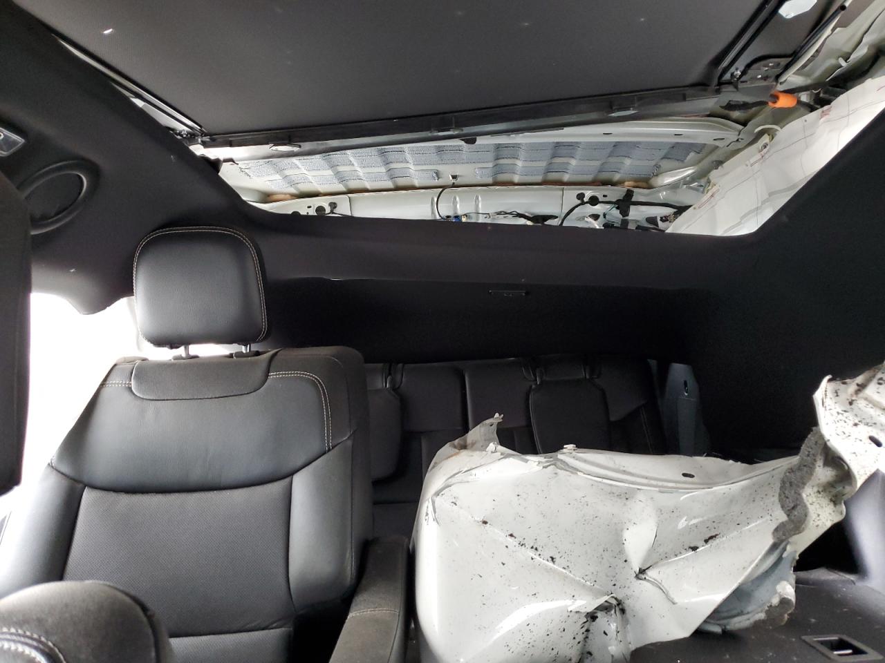 2020 Ford Explorer VIN 1FM5K8GC4LGC24099 Copart auction photo, all over damage thumbnail 10