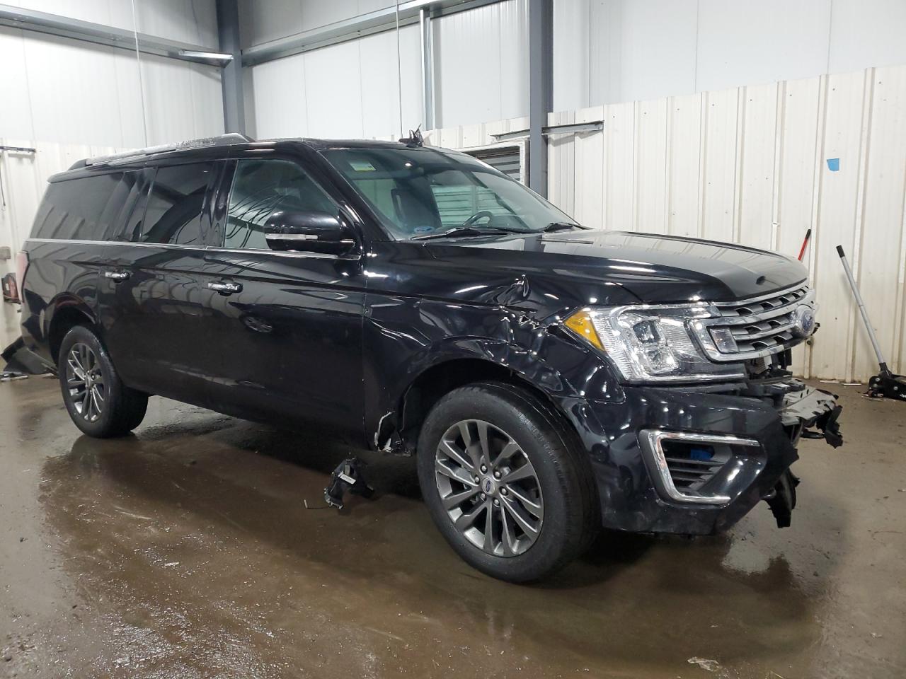 2020 Ford Expedition VIN 1FMJK2AT8LEA91623 Copart auction photo, front end / side damage thumbnail 4