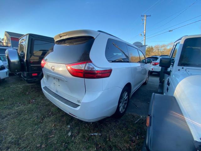 2017 Toyota Sienna VIN 5TDJZ3DCXHS177213 Copart auction photo, minor dent/scratches / normal wear damage thumbnail 4