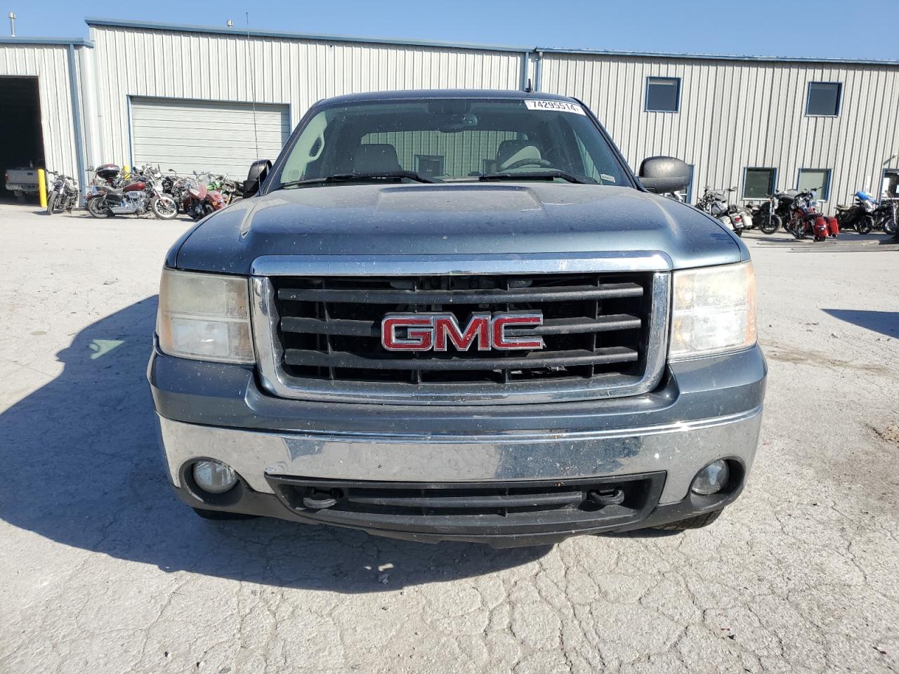 2007 GMC Sierra VIN 2GTEK13M371585028 Copart auction photo, undercarriage / side damage thumbnail 5