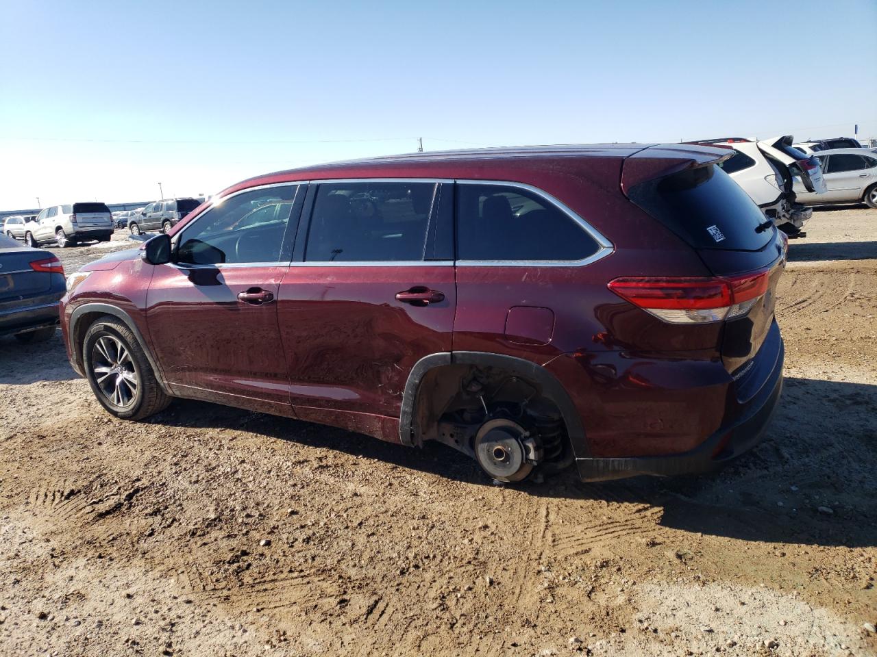 2017 Toyota Highlander VIN 5TDZARFH7HS032569 Copart auction photo, all over damage thumbnail 2