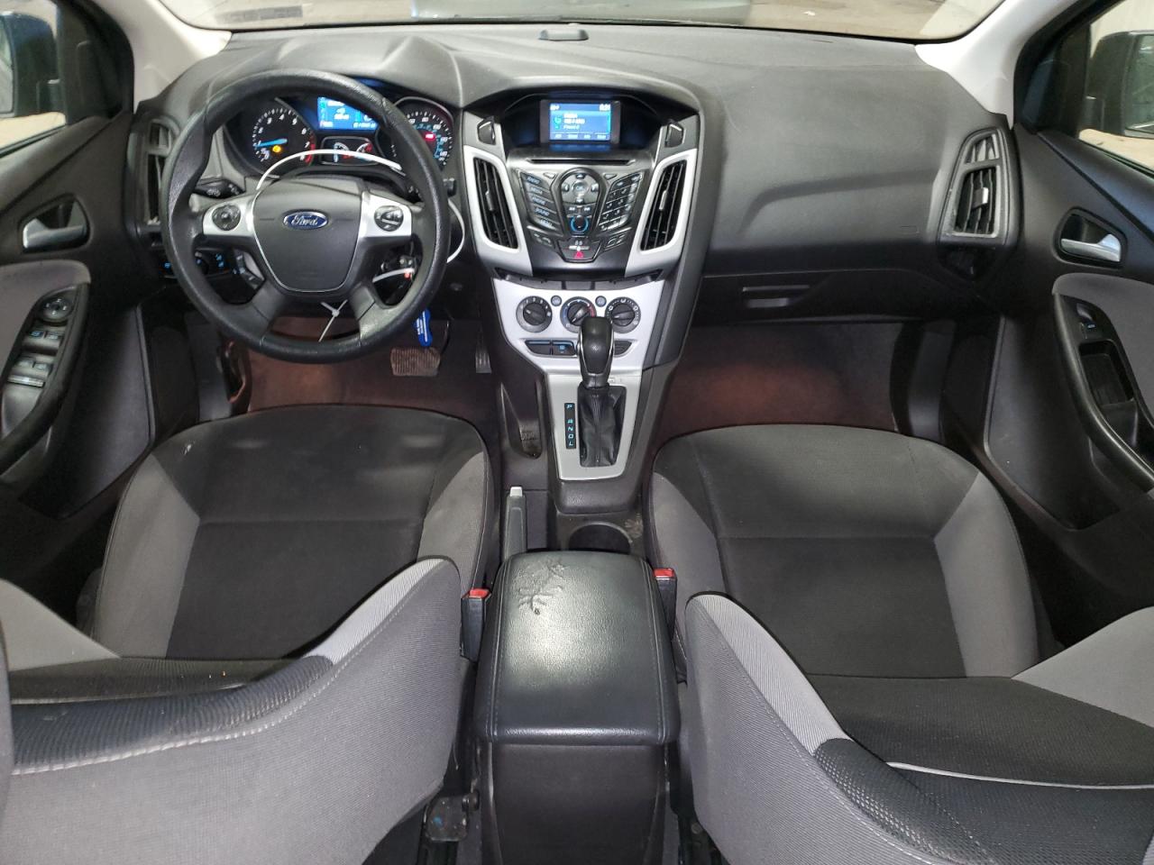 2014 Ford Focus VIN 1FADP3F27EL243274 Copart auction photo, front end / rear end damage thumbnail 8