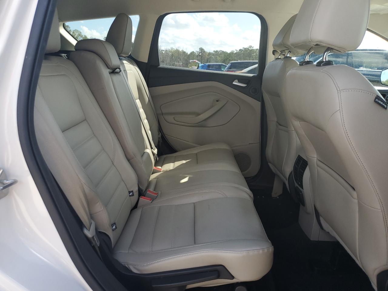 2017 Ford Escape VIN 1FMCU0J95HUE33005 Copart auction photo, front end damage thumbnail 11