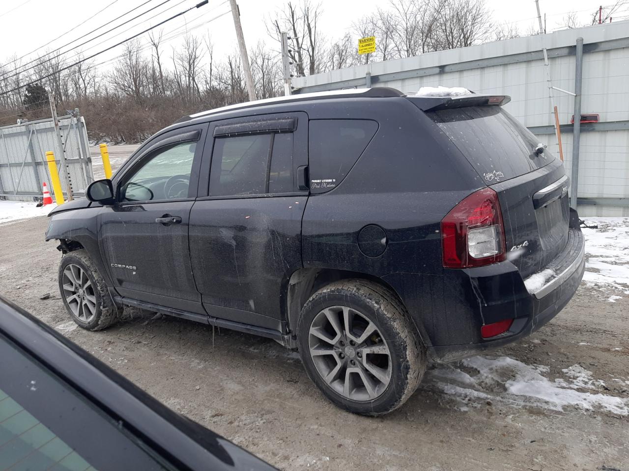 2016 Jeep Compass VIN 1C4NJDEB9GD572367 Copart auction photo, front end damage thumbnail 2