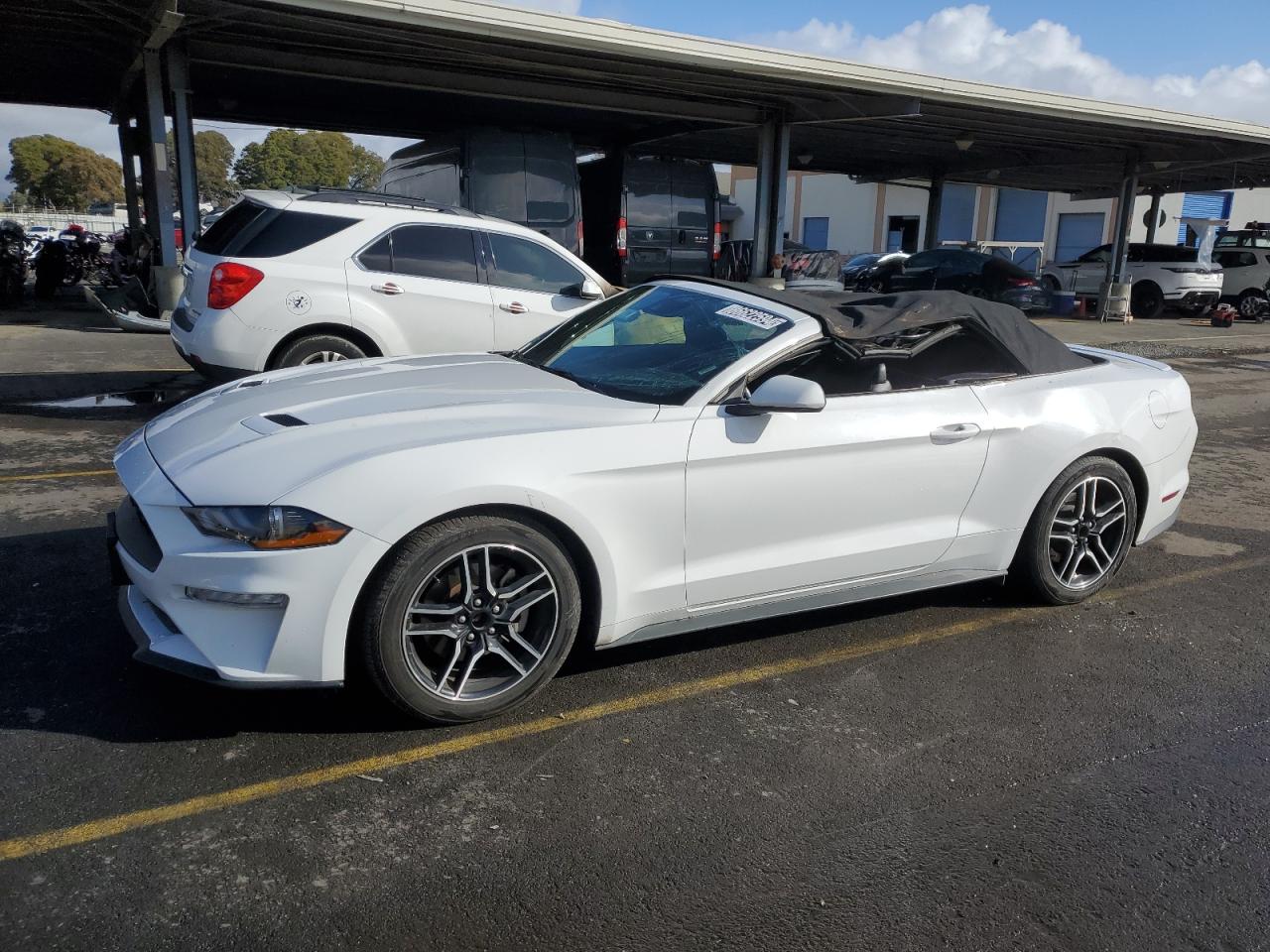 2022 Ford Mustang VIN 1FATP8UH6N5101342
