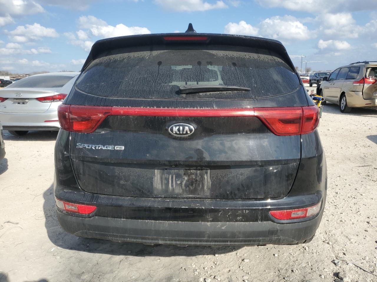 2018 KIA Sportage VIN KNDPM3AC3J7423919 Copart auction photo, mechanical / vandalism damage thumbnail 6