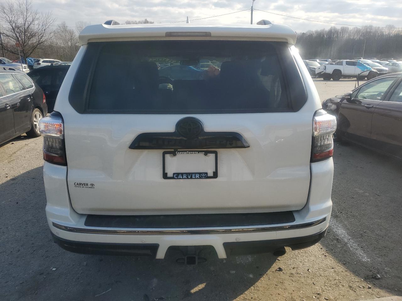 2020 Toyota 4Runner VIN JTEBU5JR2L5776480 Copart auction photo, front end / minor dent/scratches damage thumbnail 6