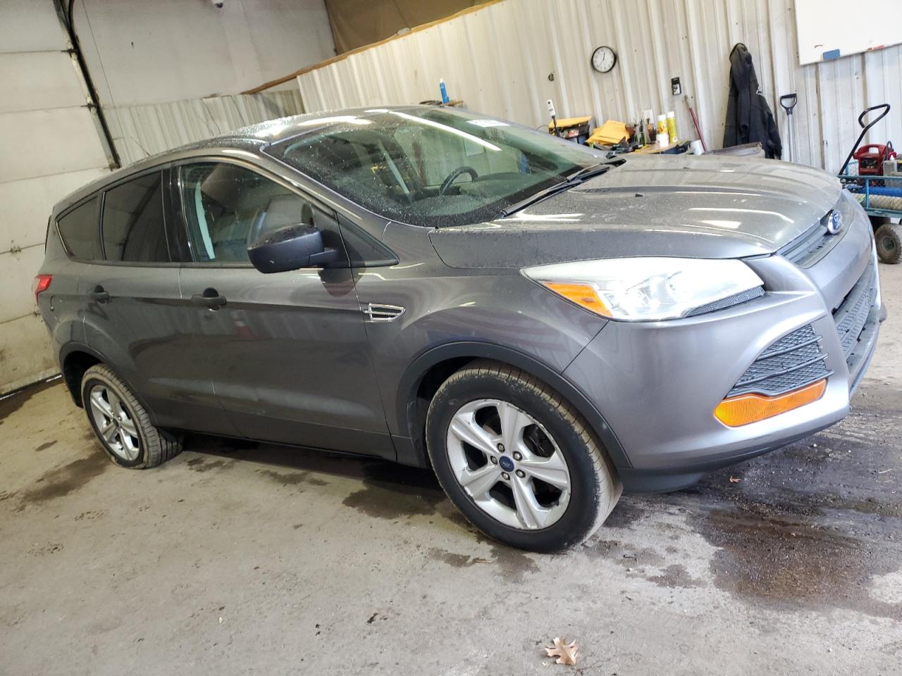 2013 Ford Escape VIN 1FMCU0F76DUA35173 Copart auction photo, front end / minor dent/scratches damage thumbnail 4