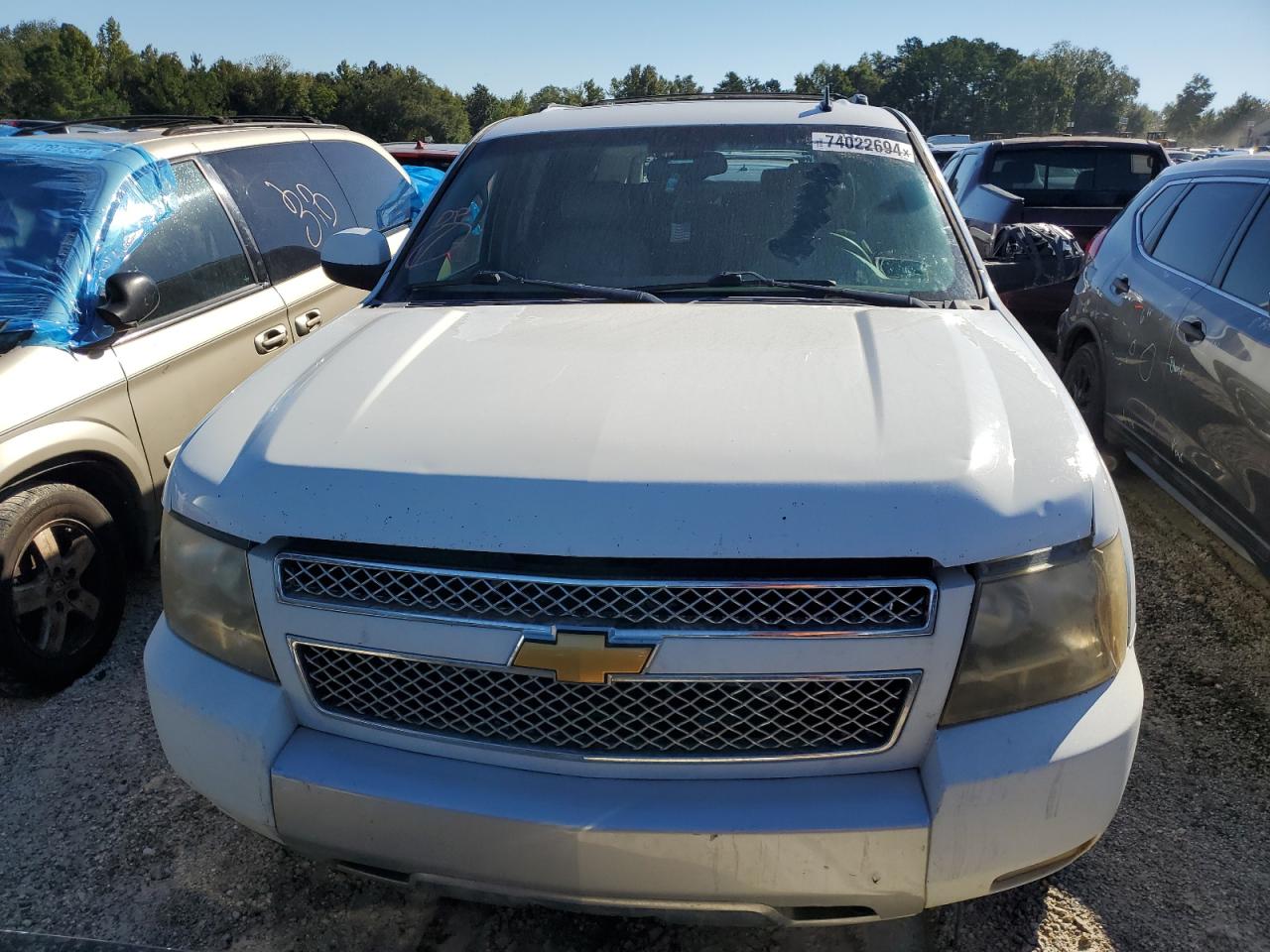 2011 Chevrolet Suburban VIN 1GNSCJE01BR295324 Copart auction photo, rear end damage thumbnail 5