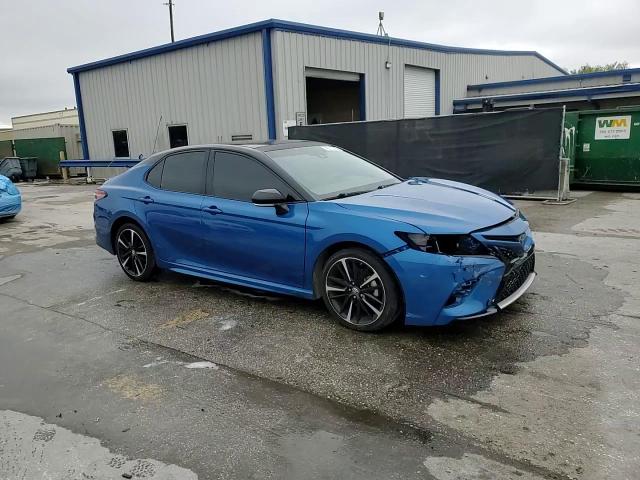 2018 Toyota Camry VIN 4T1B61HK8JU155453 Copart auction photo, front end damage thumbnail 14
