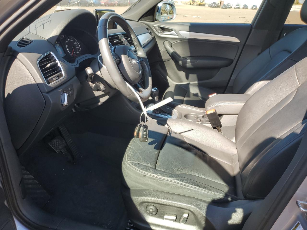 2018 Audi Q3 VIN WA1JCCFS4JR035301 Copart auction photo, side / minor dent/scratches damage thumbnail 7