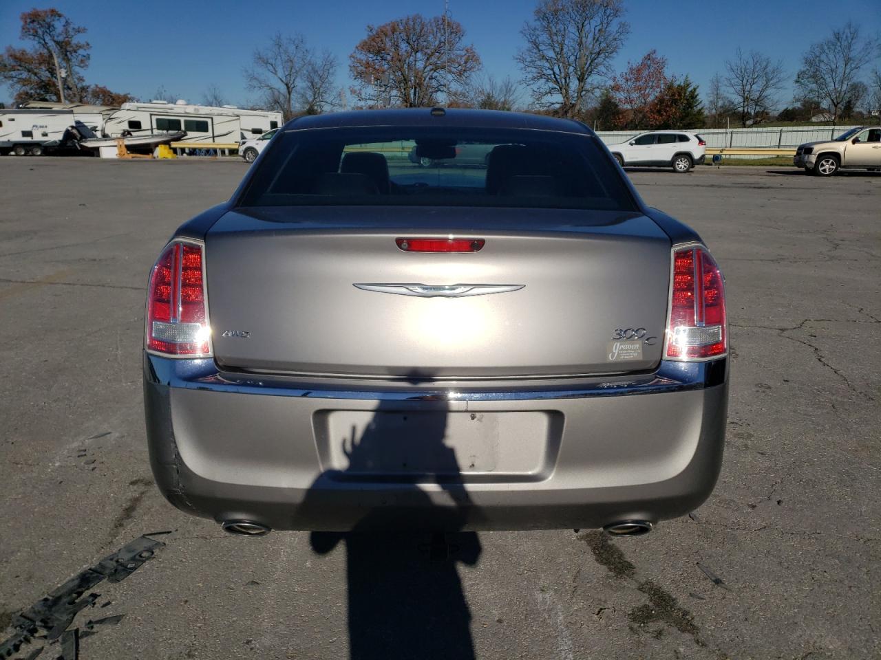 2014 Chrysler 300 VIN 2C3CCAKG7EH201101 Copart auction photo, front end / minor dent/scratches damage thumbnail 6