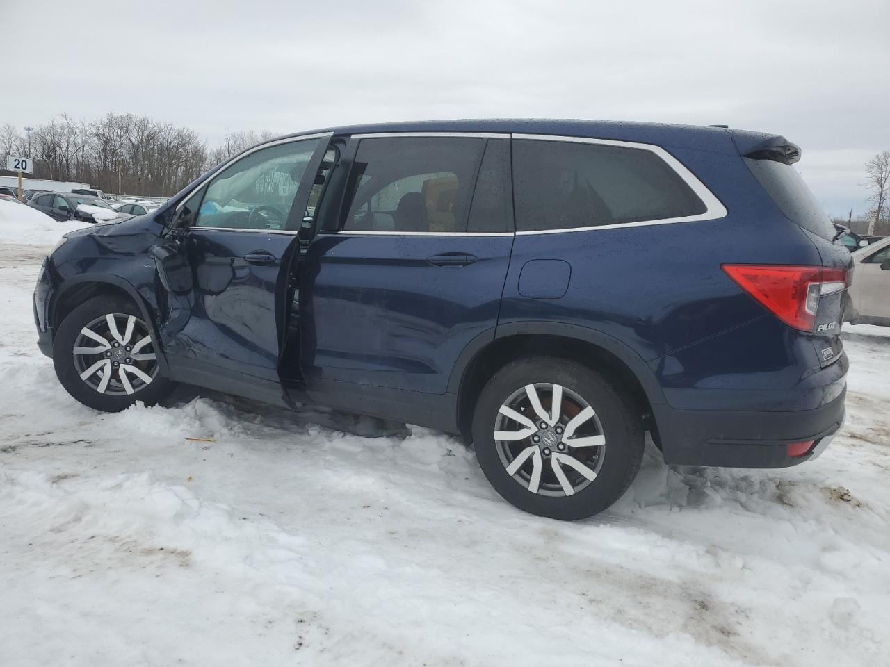 2021 Honda Pilot VIN 5FNYF6H5XMB019439 Copart auction photo, side damage thumbnail 2