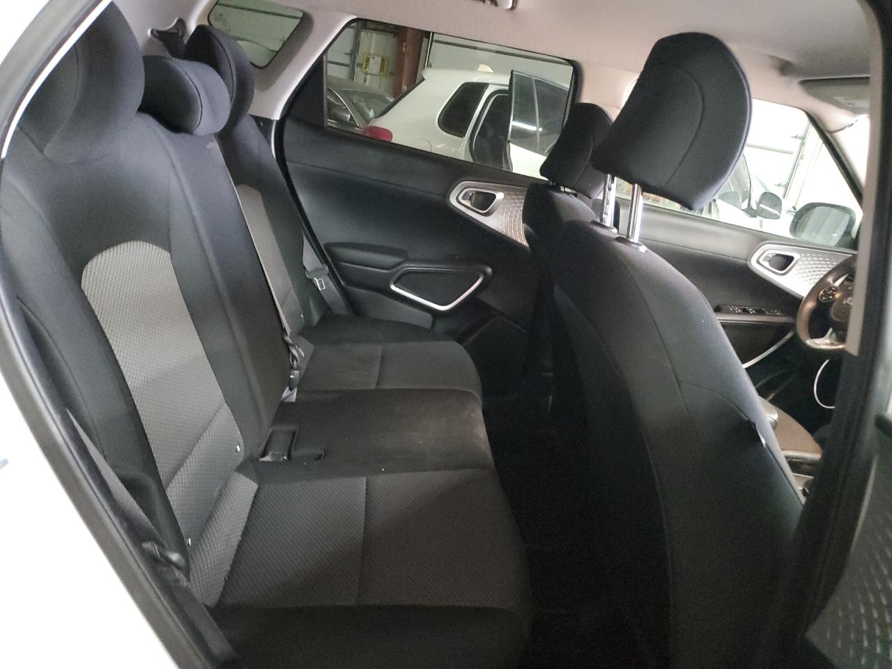 2020 KIA Soul VIN KNDJ23AU3L7083758 Copart auction photo, all over damage thumbnail 10
