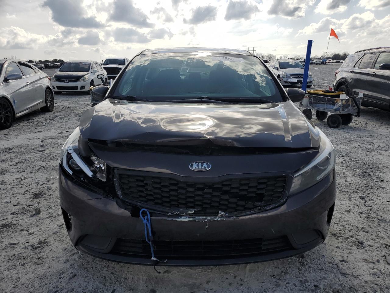 2018 KIA Forte VIN 3KPFL4A71JE182952 Copart auction photo, front end damage thumbnail 5