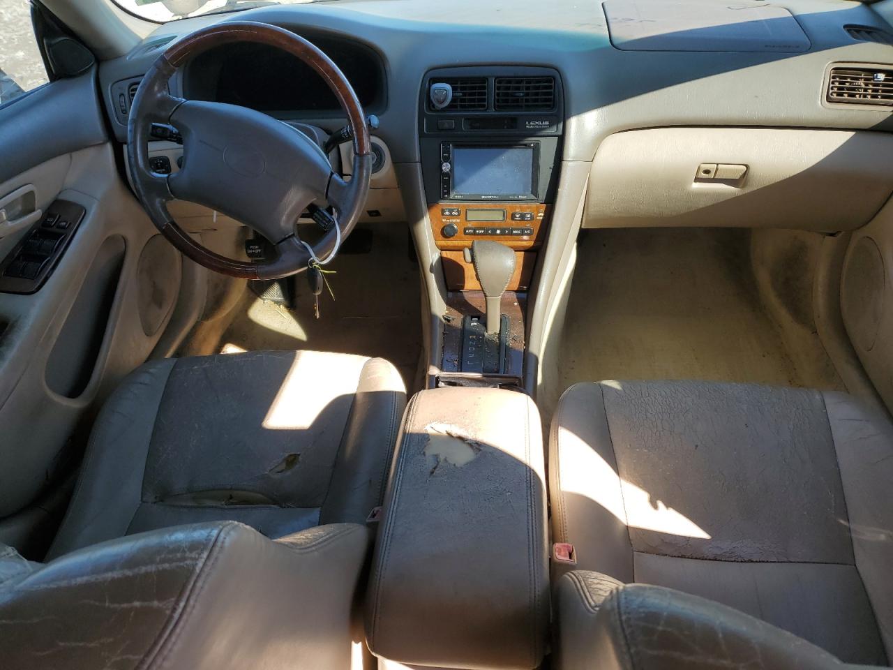 2001 Lexus ES VIN JT8BF28G310338643 Copart auction photo, front end / side damage thumbnail 8