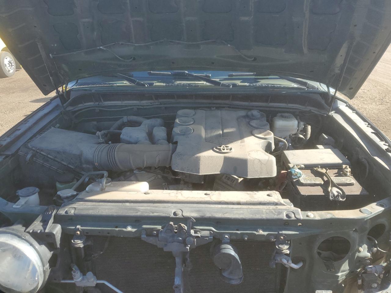 2011 Toyota FJ Cruiser VIN JTEBU4BF4BK116147 Copart auction photo, front end damage thumbnail 13