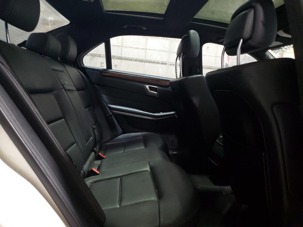 2014 Mercedes-Benz E-klasse VIN WDDHF8JB8EB008509 Copart auction photo, rear end / side damage thumbnail 10