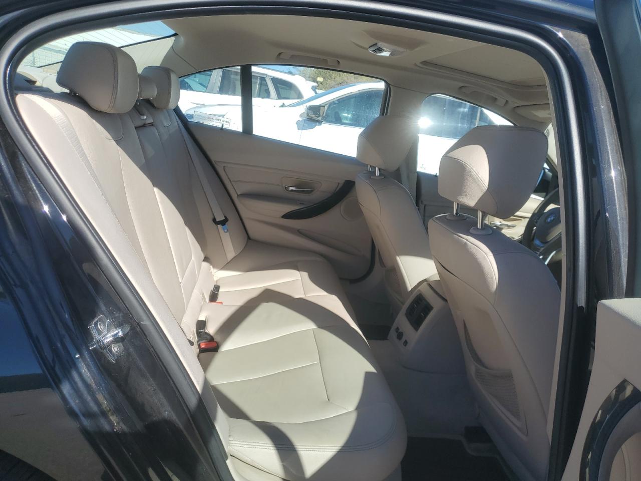 2012 BMW 3er VIN WBA3A5G50CNP17270 Copart auction photo, hail / mechanical damage thumbnail 10