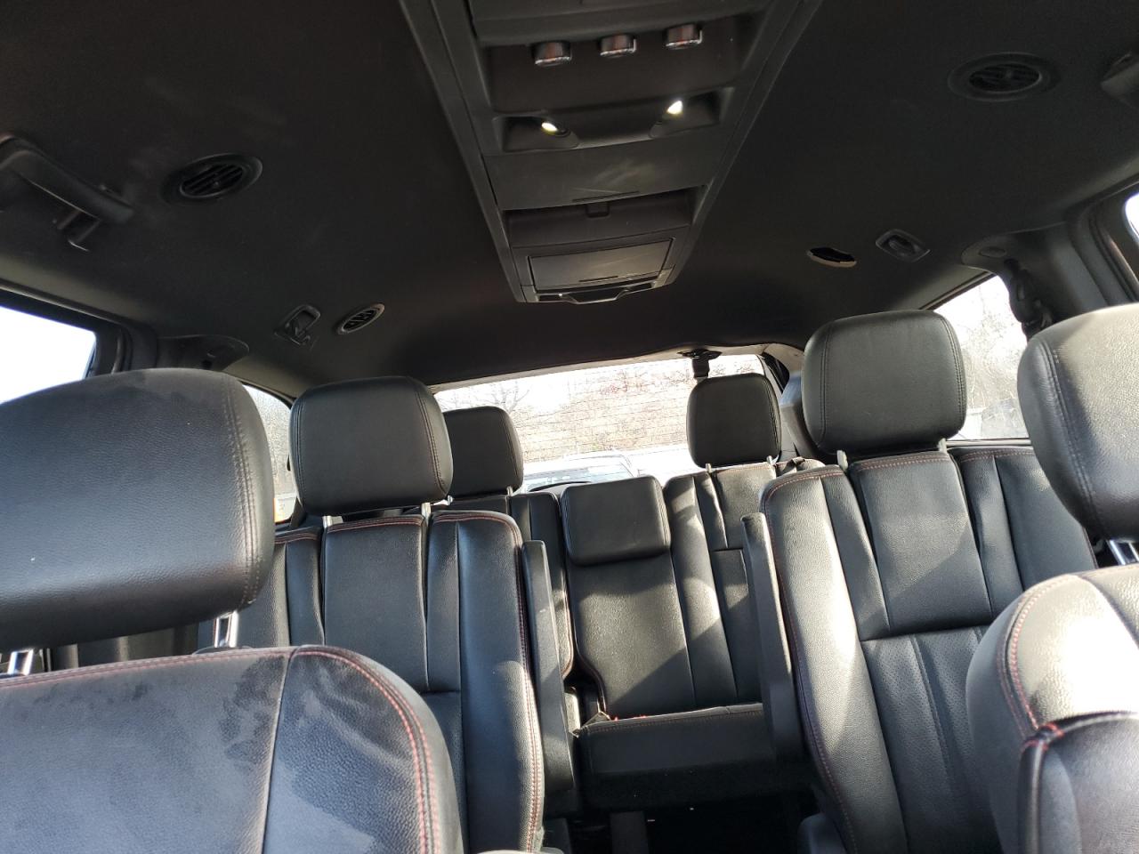 2019 Dodge Caravan VIN 2C4RDGEG8KR513743 Copart auction photo, minor dent/scratches damage thumbnail 10