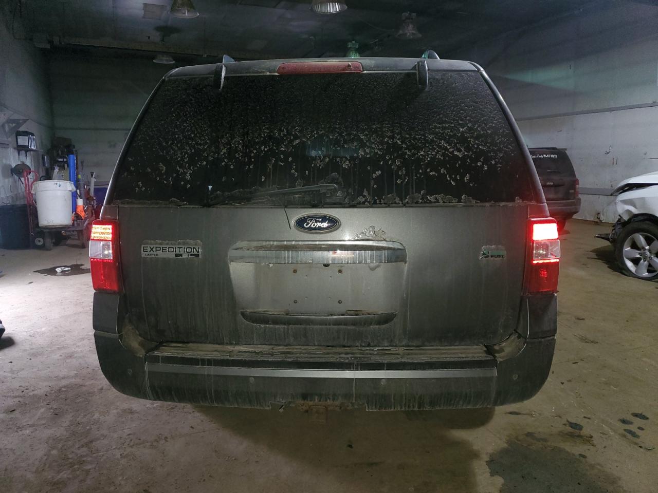 2012 Ford Expedition VIN 1FMJK2A55CEF44498 Copart auction photo, front end / side damage thumbnail 6