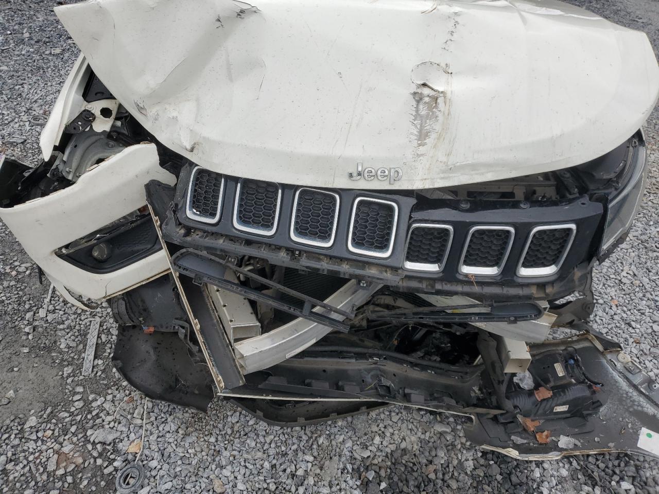 2018 Jeep Compass VIN 3C4NJCBB3JT134301 Copart auction photo, front end damage thumbnail 12