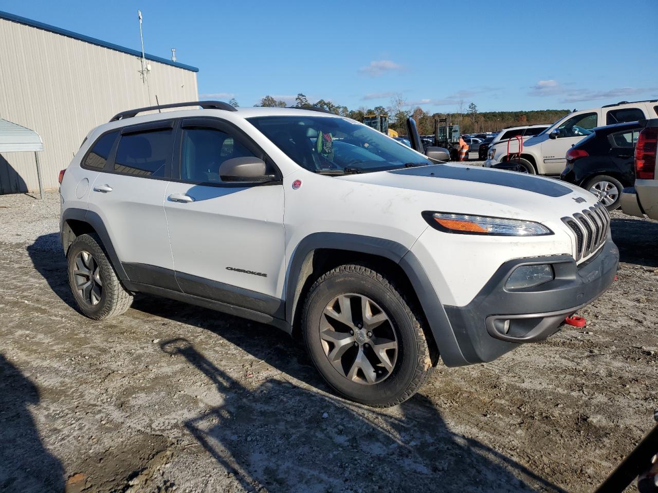2016 Jeep Cherokee VIN 1C4PJMBS5GW203183 Copart auction photo, front end damage thumbnail 4
