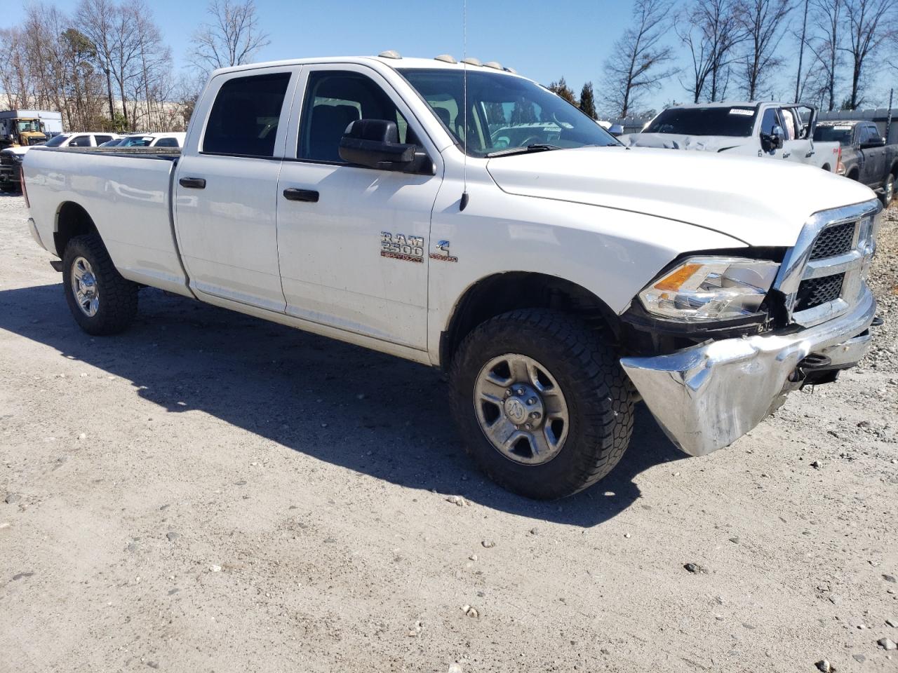 2016 RAM 2500 VIN 3C6UR5HL4GG375440 Copart auction photo, front end damage thumbnail 4