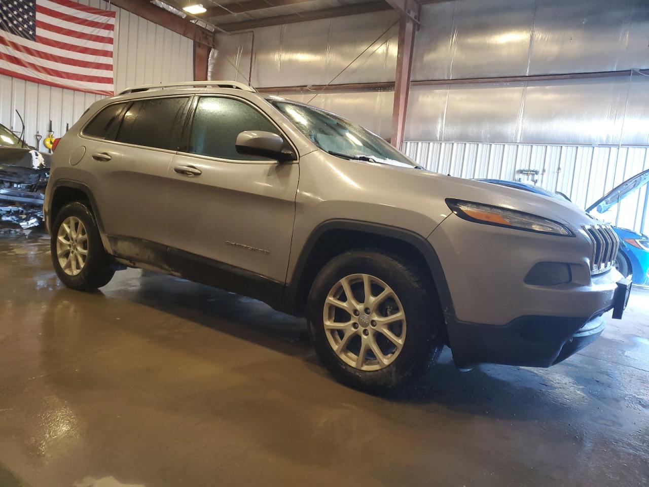 2018 Jeep Grand Cherokee VIN 1C4PJMCB0JD614721 Copart auction photo, side damage thumbnail 4