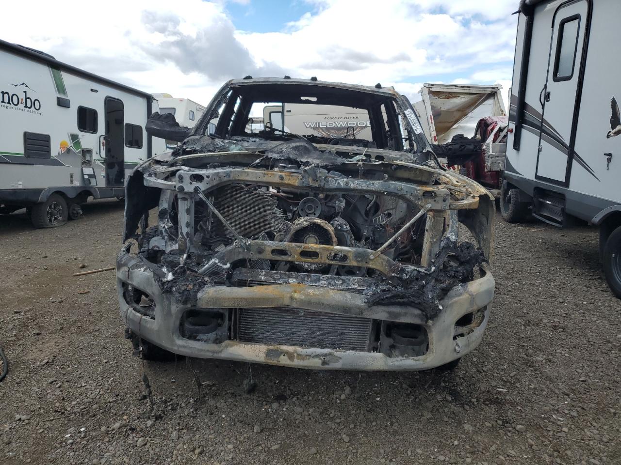 2022 RAM 3500 VIN 3C63R3EL5NG161509 Copart auction photo, burn damage thumbnail 5