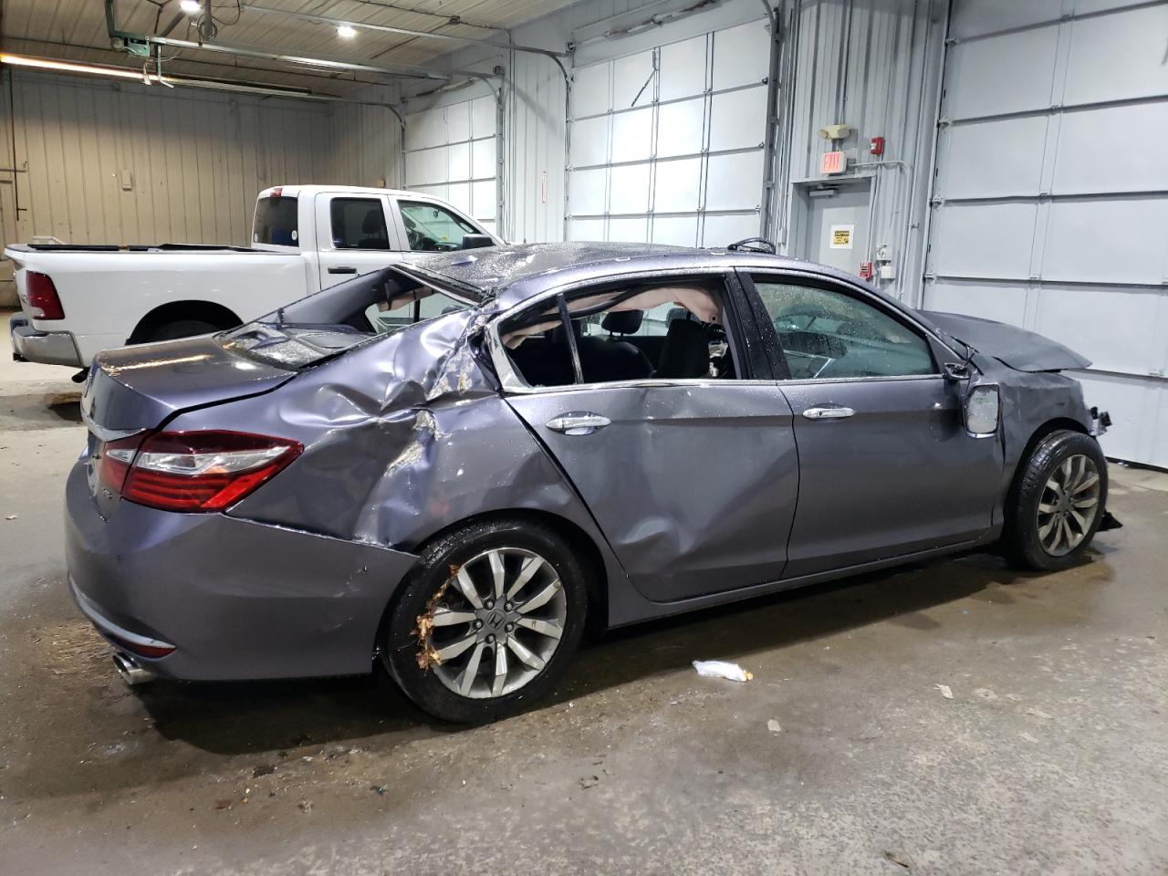 2016 Honda Accord VIN 1HGCR3F06GA009139 Copart auction photo, rollover / minor dent/scratches damage thumbnail 3