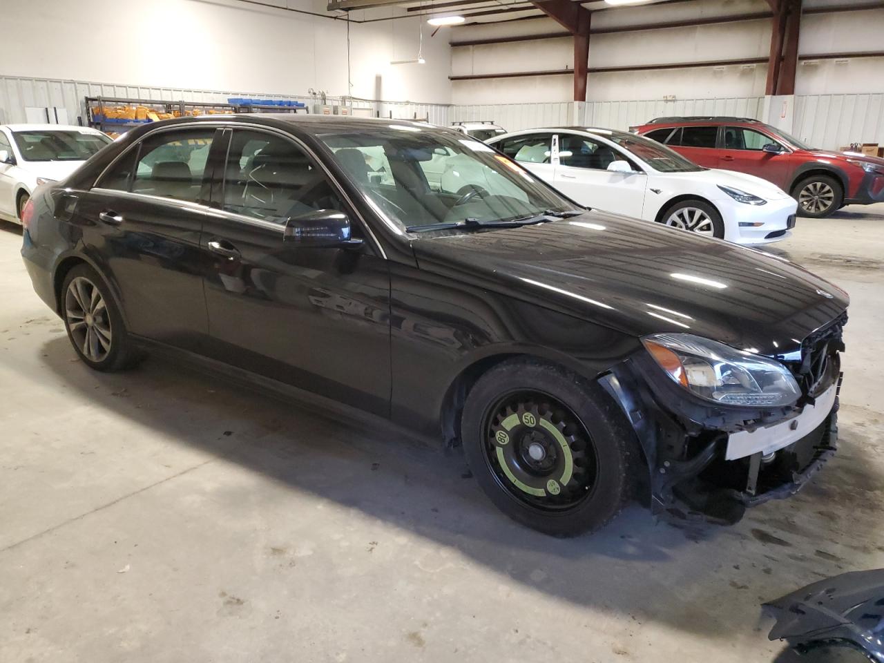 2016 Mercedes-Benz E-klasse VIN WDDHF8JB9GB318445 Copart auction photo, front end damage thumbnail 4