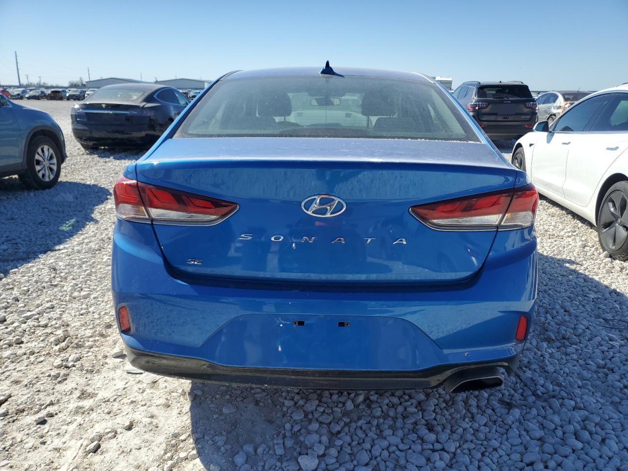 2018 Hyundai Sonata VIN 5NPE24AF4JH669015 Copart auction photo, vandalism damage thumbnail 6