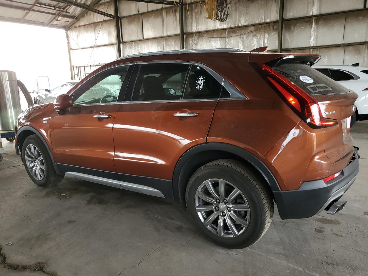 2020 Cadillac XT4 VIN 1GYFZCR47LF112796 Copart auction photo, rear end / front end damage thumbnail 2