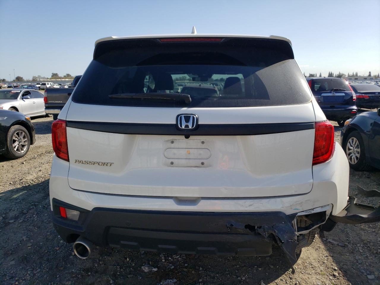 2022 Honda Passport VIN 5FNYF7H57NB006039 Copart auction photo, front end / rear end damage thumbnail 6