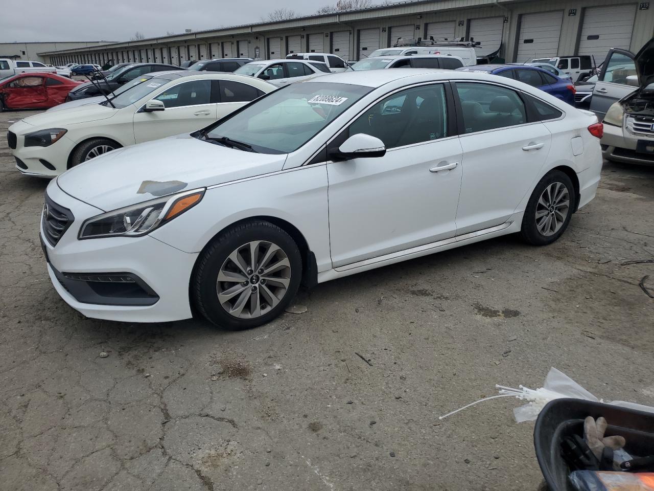 2015 Hyundai Sonata VIN 5NPE34AF2FH211879